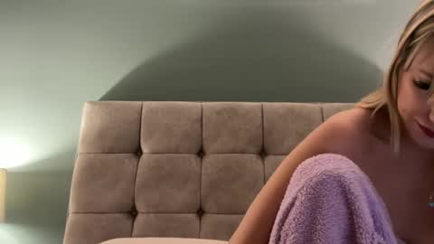 Lustful Luna online show from October 10, 8:58 pm