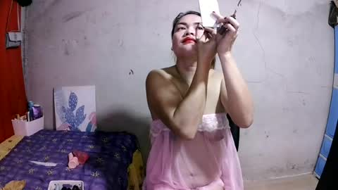 Flora Mae online show from July 15, 4:11 pm