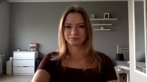 Snapshot of lux_millie chatting on September 27, 3:41 pm Millie online show from September 27, 3:41 pm