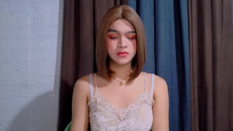 queen lux online show from March 9, 1:36 pm