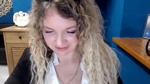 Donna online show from May 31, 7:36 am