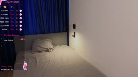 Laura online show from September 21, 11:42 am