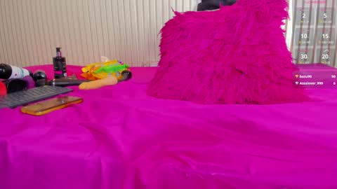 Luxe3 online show from November 7, 12:00 pm