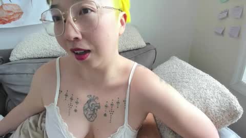 LuxGray online show from February 7, 8:13 pm