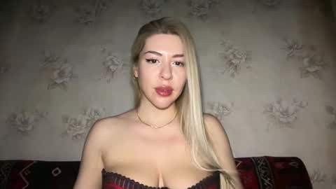 LuxSonyaStar online show from March 10, 8:46 pm