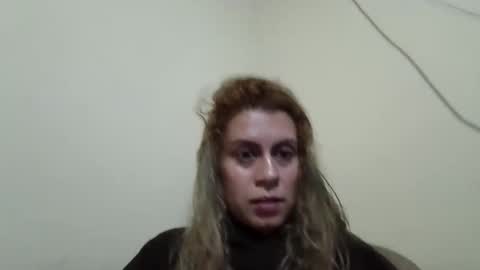 Luxury Doll 01  Mueca de Lujo online show from April 22, 11:46 pm