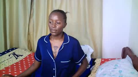 sexy queen  online show from July 3, 3:18 pm