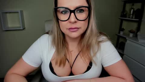 Diana online show from February 11, 6:40 am