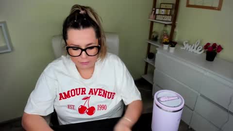 Diana online show from February 20, 6:28 am