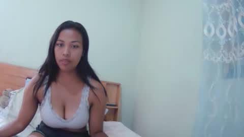 lycia01 online show from May 6, 6:06 am