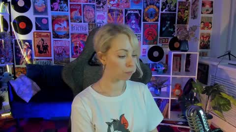 Lylith Skye NO NUDE model online show from January 16, 10:32 am