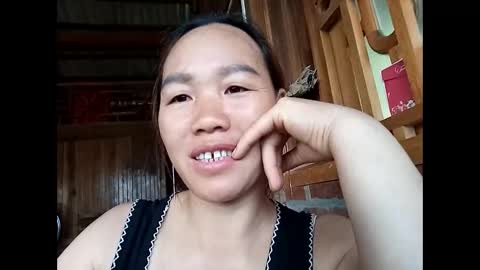 lyn_eva online show from March 1, 2:22 am