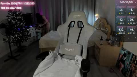 lynne_dawson online show from January 12, 6:46 pm