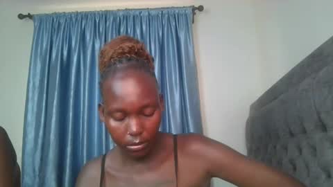 Chloe online show from February 16, 12:05 pm