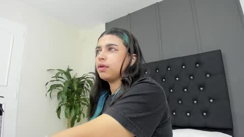 .. online show from March 4, 11:19 am