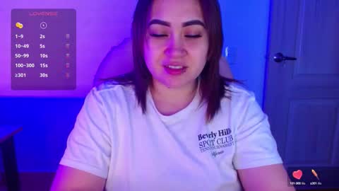 Snapshot of m33li chatting on October 11, 4:06 am Meli online show from October 11, 4:06 am