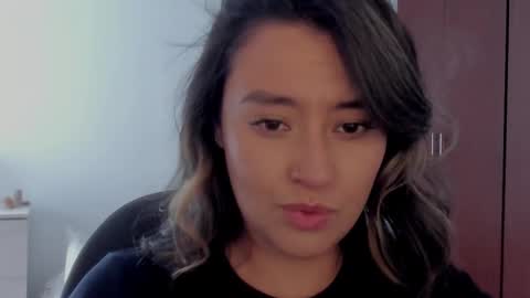 Maca online show from November 25, 5:15 pm