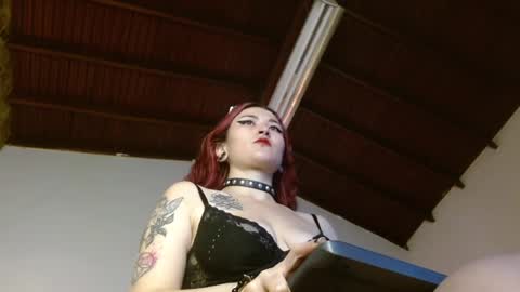 madame ibby online show from November 18, 12:28 pm