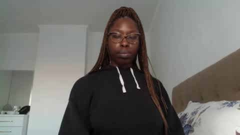 YourMadamIndigo online show from December 21, 2:37 pm