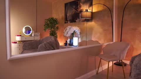 Maddie online show from February 27, 10:48 am