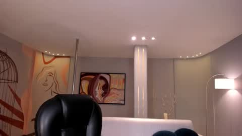 Maddison online show from December 17, 8:24 pm