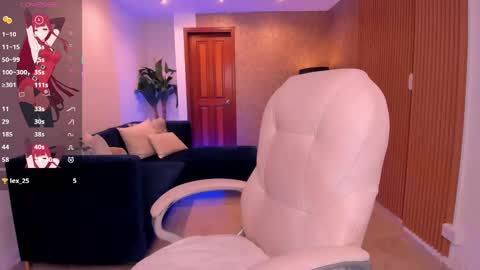 Snapshot of maddyson_parker chatting on October 3, 4:17 am Maddyson online show from October 3, 4:17 am