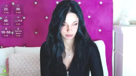 Maddy online show from October 5, 1:05 pm