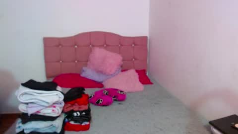 madelen_2 online show from August 5, 9:54 pm