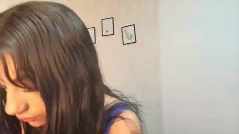 madhison_5 online show from May 30, 12:58 pm