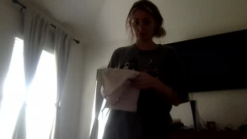 mari rose online show from September 21, 3:10 pm