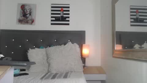 madison__love_ online show from December 18, 7:40 pm