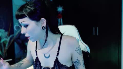 madison_jacksonn online show from November 24, 10:45 pm