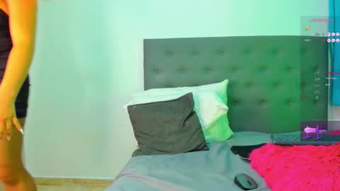   online show from February 26, 11:04 pm