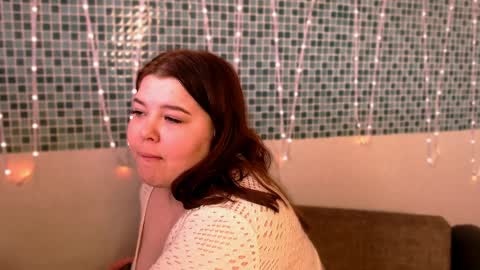 madisonmongomery online show from April 8, 11:45 am