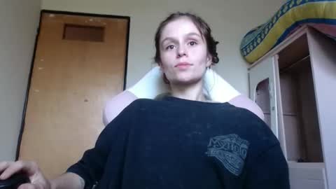 My name is madi Lushdomi is activeThere are legends that in this room all your wishes can come true  Private is Open online show from February 10, 10:35 pm