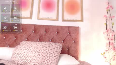    online show from November 8, 7:52 pm