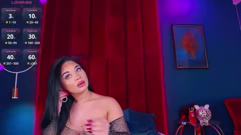 Snapshot of madyluxx chatting on October 21, 6:56 pm MadyLuxx online show from October 21, 6:56 pm