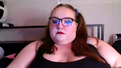 maeluxe online show from July 11, 5:51 am