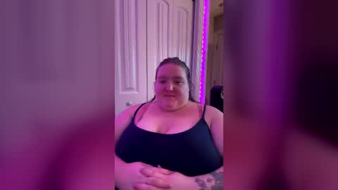 maeluxe online show from July 9, 5:32 am