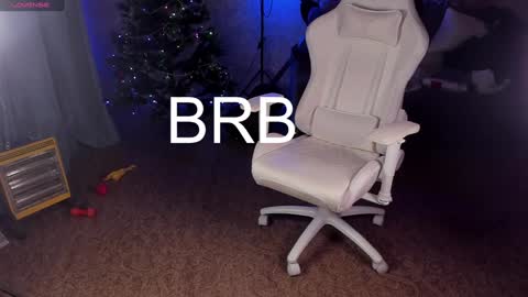 Maevee online show from January 8, 10:26 am