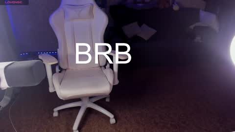 Maevee online show from March 3, 10:00 am