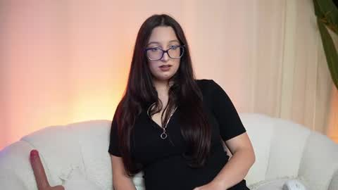  Maeve  online show from July 13, 7:36 pm
