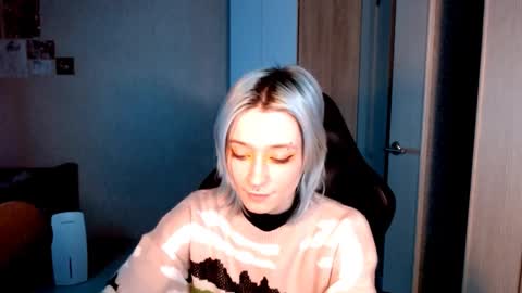 Sophia online show from November 20, 3:24 pm