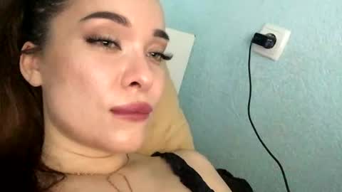 magggg658318 online show from June 17, 3:35 pm