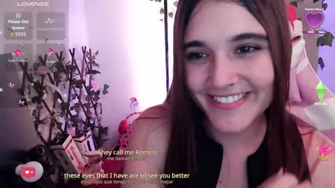 Luna  online show from December 5, 7:04 pm