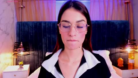Snapshot of magic_rouse chatting on March 5, 10:23 pm M Rss online show from March 5, 10:23 pm
