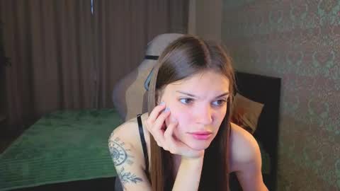 Snapshot of magic_shy chatting on September 28, 2:07 am Merry online show from September 28, 2:07 am