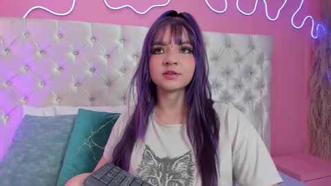 Mai online show from September 15, 8:05 pm