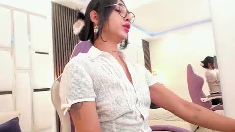 Maia Clark online show from June 16, 7:48 pm