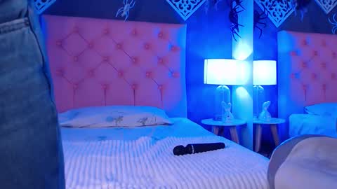 Snapshot of maia_reficco chatting on October 16, 12:52 pm Maia Reficco online show from October 16, 12:52 pm